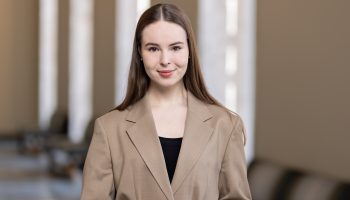Elisa Gebhard Orpon Hallitus On Kaikissa Asioissa Ja Kaikin Tavoin elisa-gebhard-orpon-hallitus-on-kaikissa-asioissa-ja-kaikin-tavoin